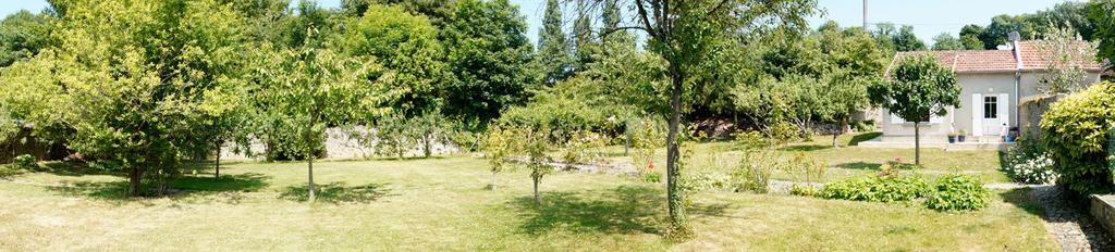 Gite Le Verger Commes Habitación foto