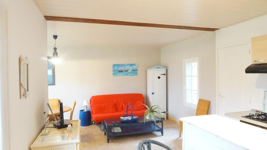 Gite Le Verger Commes Habitación foto